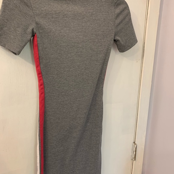 Divided Bodycon dress - Picture 3 of 4